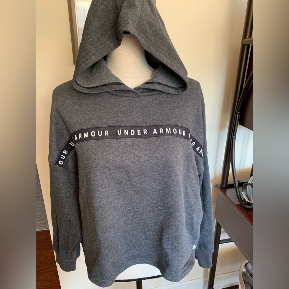 UA boxy cropped hoodie